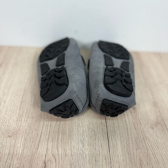 Men\'s Gray Faux Suede Casual Slip On Loafers with Metal Bit Detailing Sz 8 New